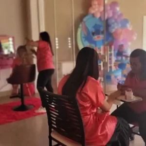 Festa SPA Infantil completa com camarim, atividades e ambientação temática